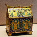 первый шкаф